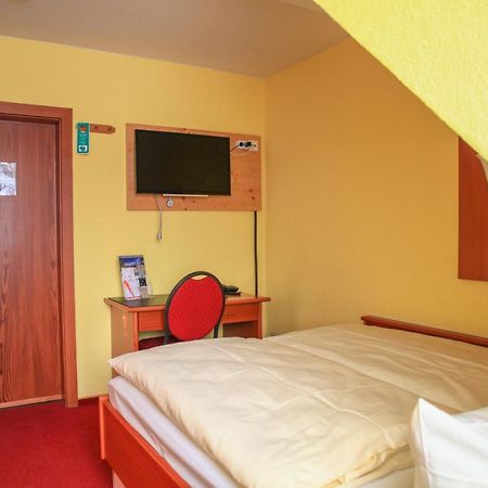 Hotel Garni Harzer Hof Osterode am Harz Exteriör bild
